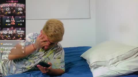 Sara  Juan online show from 01-07-25, 05:01