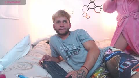 Sara  Juan online show from 01-19-25, 04:54