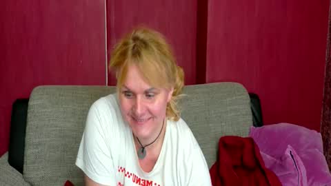 Bea online show from 05-24-26, 04:28