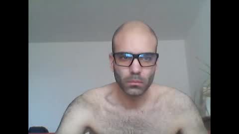 bear14250949 online show from 02-03-26, 09:58