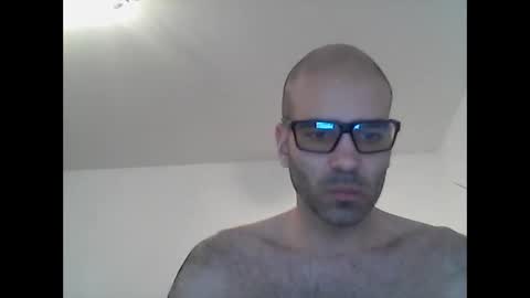 bear14250949 online show from 02-05-26, 02:43