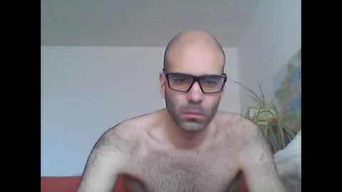 bear14250949 online show from 02-09-26, 11:47