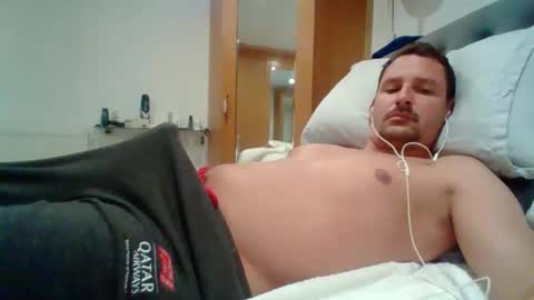 Snapshot of bearboudior chatting on 05-02-26, 10:09 bearboudior online show from 05-02-26, 10:09
