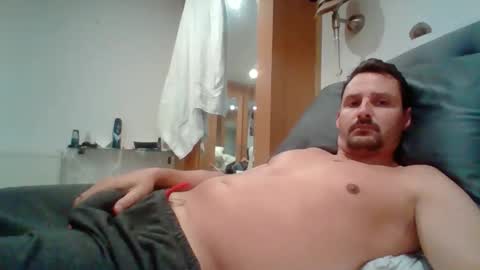Snapshot of bearboudior chatting on 05-06-26, 10:53 bearboudior online show from 05-06-26, 10:53