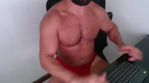 Snapshot of beard_top_guy chatting on 03-17-26, 01:03 Beard Guy online show from 03-17-26, 01:03