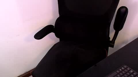 Beard Guy online show from 06-23-26, 06:06