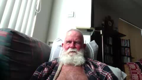 beardbushy online show from 05-02-26, 05:40