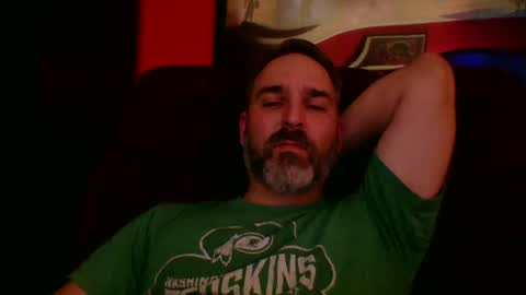 Snapshot of beardedambition chatting on 10-04-25, 02:42 beardedambition online show from 10-04-25, 02:42
