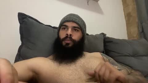 Snapshot of beardmax chatting on 02-24-26, 11:36 Min online show from 02-24-26, 11:36