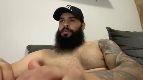 Snapshot of beardmax chatting on 02-28-26, 05:08 Min online show from 02-28-26, 05:08