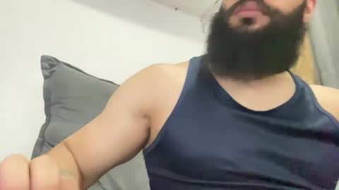 Snapshot of beardmax chatting on 03-03-26, 08:42 Min online show from 03-03-26, 08:42