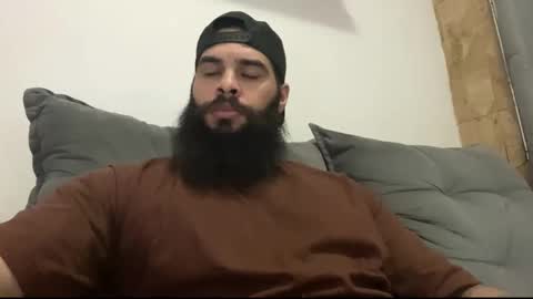 Snapshot of beardmax chatting on 03-16-26, 05:35 Min online show from 03-16-26, 05:35