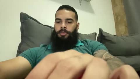 Snapshot of beardmax chatting on 03-20-26, 04:50 Min online show from 03-20-26, 04:50