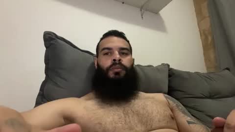 Snapshot of beardmax chatting on 04-03-26, 11:36 Min online show from 04-03-26, 11:36