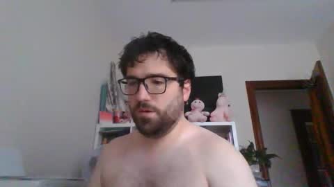 Snapshot of bearmen3107 chatting on 05-06-26, 06:41 bearmen3107 online show from 05-06-26, 06:41