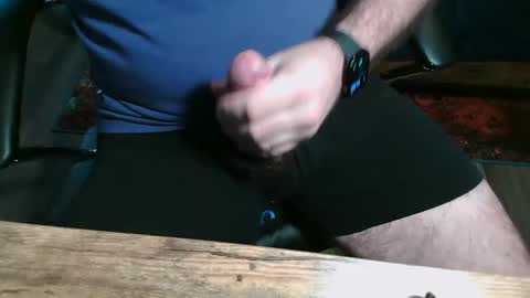 Snapshot of bearscar84 chatting on 02-08-25, 05:29 bearscar84 online show from 02-08-25, 05:29