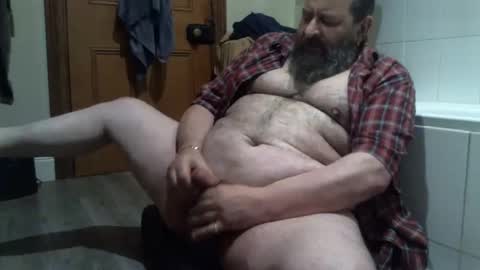 Snapshot of bearsteve75 chatting on 12-22-24, 02:49 bearsteve75 online show from 12-22-24, 02:49