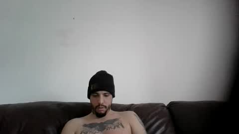 Snapshot of beast77love chatting on 03-15-26, 08:48 beast77love online show from 03-15-26, 08:48