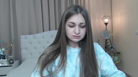 Snapshot of beataangel chatting on 04-14-26, 07:03 beataangel online show from 04-14-26, 07:03