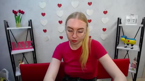 BeatriceFlyy online show from 12-07-24, 03:52