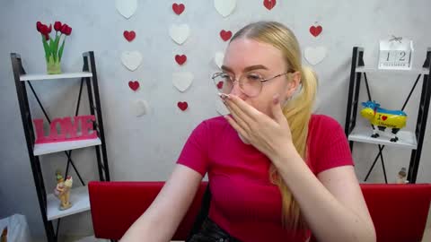 BeatriceFlyy online show from 12-12-24, 01:06