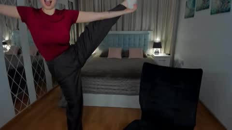 Snapshot of beatricewild chatting on 03-03-26, 11:16 BeatriceWild online show from 03-03-26, 11:16