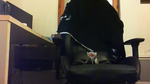 beaugosse39 online show from 11-16-25, 02:39