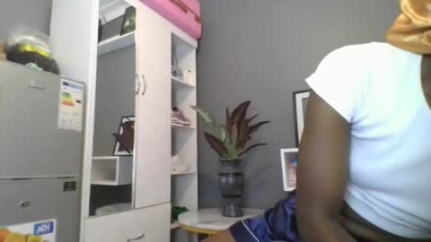 Lil stunner online show from 02-15-25, 11:03