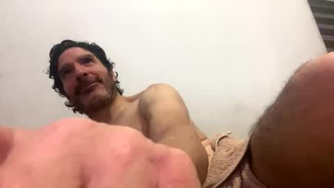 Snapshot of beautifukk chatting on 09-29-25, 05:01 beautifukk online show from 09-29-25, 05:01