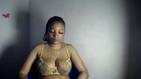 Snapshot of beautiful_moanna chatting on 03-19-26, 08:35 moanna online show from 03-19-26, 08:35