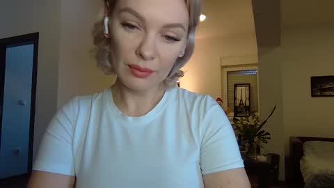 Beautifulkollette online show from 12-28-24, 11:41