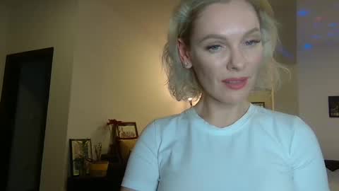 Beautifulkollette online show from 01-09-25, 08:01
