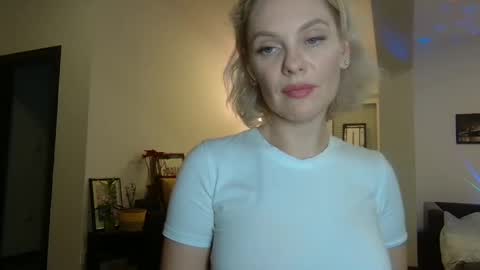 Beautifulkollette online show from 01-09-25, 11:34