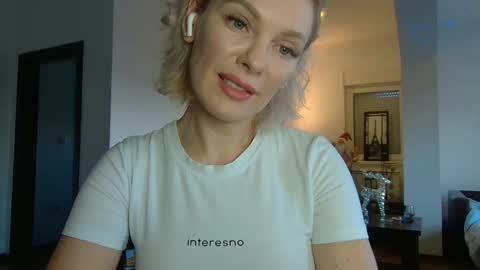 Beautifulkollette online show from 01-11-25, 12:40