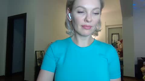 Beautifulkollette online show from 01-16-25, 09:40