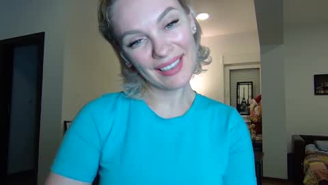 Beautifulkollette online show from 01-17-25, 07:16