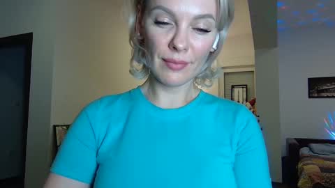 Beautifulkollette online show from 01-17-25, 10:23