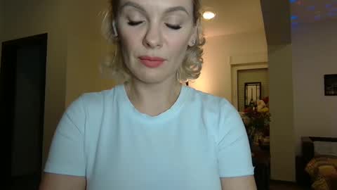 Beautifulkollette online show from 01-20-25, 09:32