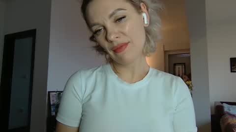 Beautifulkollette online show from 01-22-25, 11:45