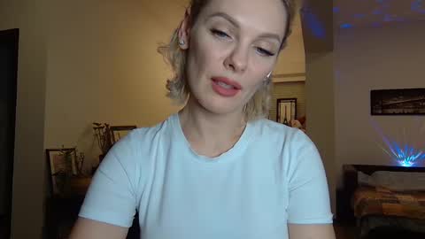 Beautifulkollette online show from 01-23-25, 07:51