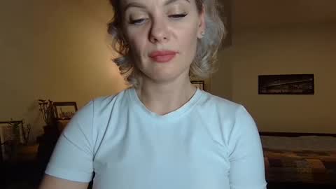 Beautifulkollette online show from 01-24-25, 10:30