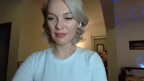 Beautifulkollette online show from 01-26-25, 09:40