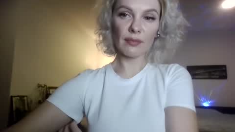 Beautifulkollette online show from 02-04-25, 11:49
