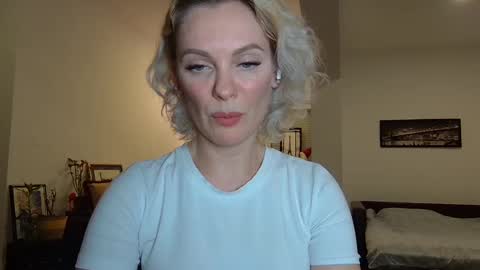 Beautifulkollette online show from 02-05-25, 09:29