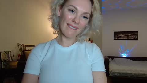 Beautifulkollette online show from 02-06-25, 12:33