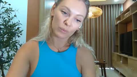 Beautifulkollette online show from 09-16-25, 04:57