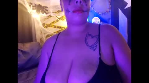 Snapshot of beautifull_sin69 chatting on 10-22-25, 05:30 MONSTAHEAD69 online show from 10-22-25, 05:30