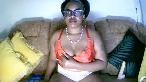 Snapshot of beautifulpeach2 chatting on 12-10-24, 03:55 beautifulpeach2 online show from 12-10-24, 03:55
