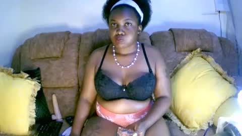 Snapshot of beautifulpeach2 chatting on 12-11-24, 07:57 beautifulpeach2 online show from 12-11-24, 07:57