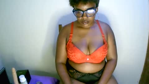 Snapshot of beautifulpeach2 chatting on 01-28-25, 07:32 beautifulpeach2 online show from 01-28-25, 07:32